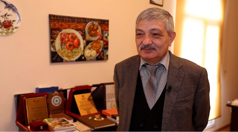 tahir-emiraslanov-tibbi-kulinariya-dini-ve-iqtisadi-baximdan-quzularin-erken-kesilmesi-meqsedeuygun-deyil-video