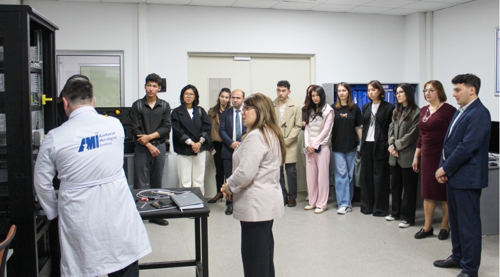 azerbaycan-metrologiya-institutunda-qazaxistandan-olan-telebeler-uchun-infotur-teshkil-olunub
