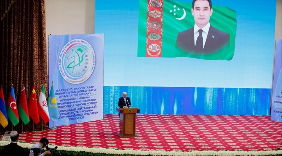 nazir-muavini-turkmenistanda-beynelxalq-olimpiadanin-achilishinda-ishtirak-edib