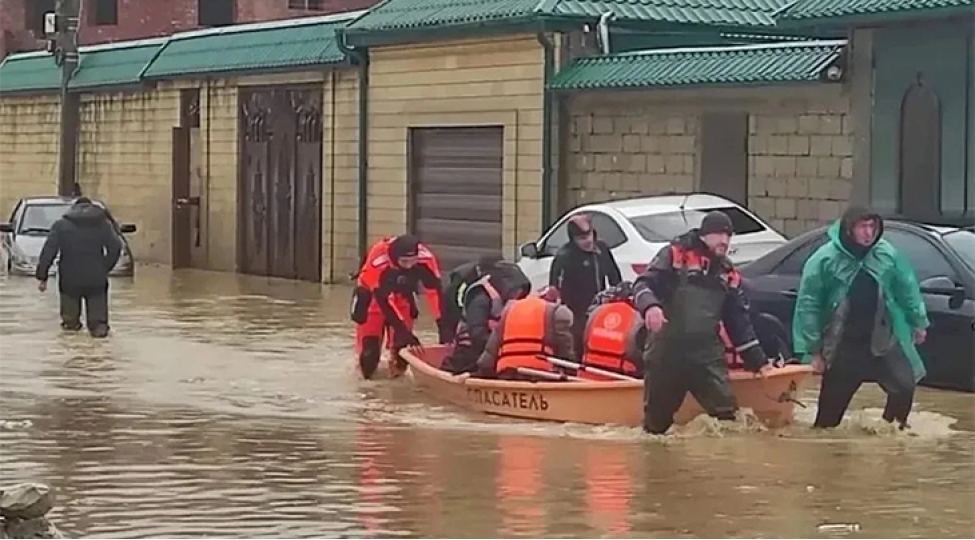 rusiya-fhn-dagistanda-760-dan-chox-ev-su-altindadir