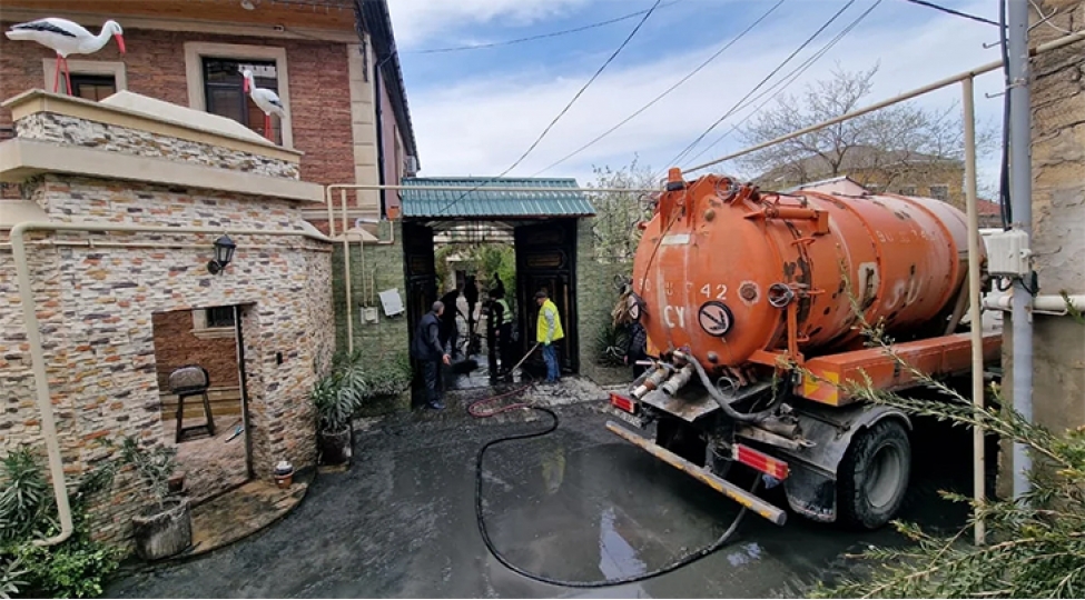 keshlede-kollektorun-dashmasi-neticesinde-yaranmish-fesadlar-aradan-qaldirilir