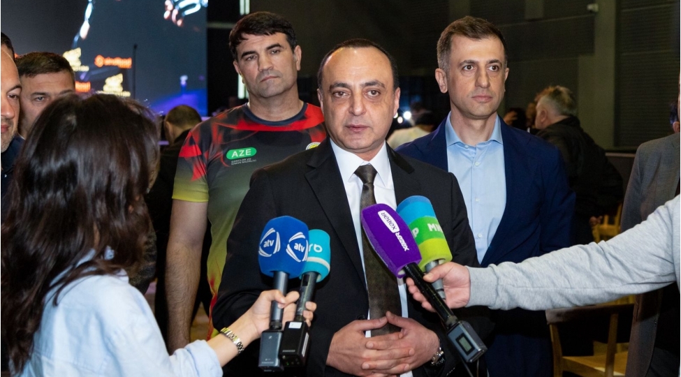 combat-peshekar-doyush-liqasinin-resmi-gorushu-kechirildi-foto