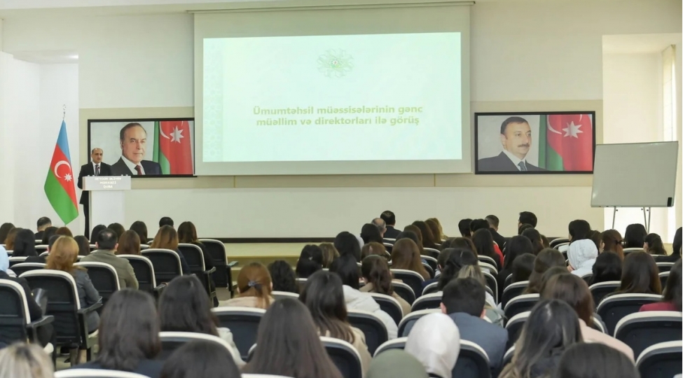 elm-ve-tehsil-nazirinin-muavini-qubada-pedaqoji-heyetile-gorushub