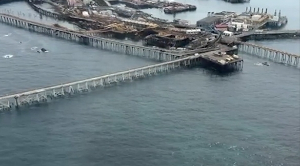 neft-dashlari-yaxinliginda-baliqchi-denizde-batib-video