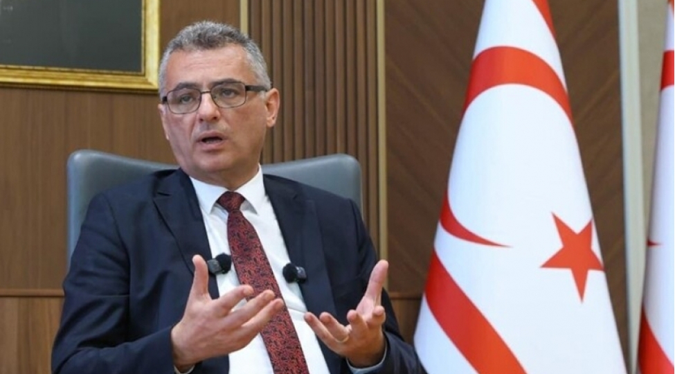 tufan-erhurman-shimali-kipr-ve-turkiye-bayraqlarinin-yandirilmasi-ile-bagli-texribati-pisleyib