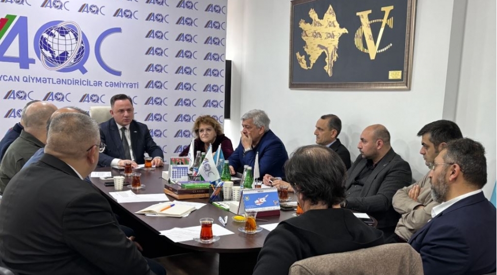 daha-iki-taninmish-ekspert-aqc-ye-qoshuldu