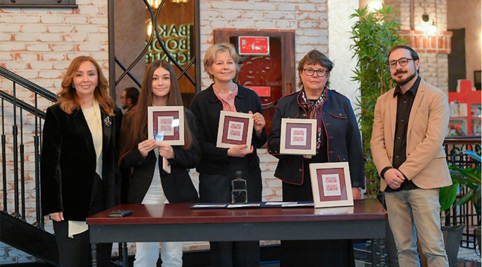 baki-beynelxalq-filateliya-gorushune-ev-sahibliyi-edib