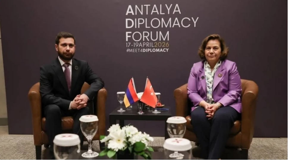 ermenistan-ve-turkiye-xin-rehberleri-muavinleri-emekdashliq-perspektivlerini-muzakire-edibler