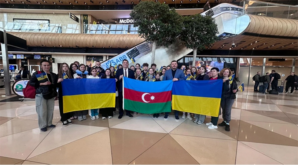 ukraynali-ushaqlarin-daha-bir-qrupu-reabilitasiya-xidmeti-uchun-azerbaycana-gelib