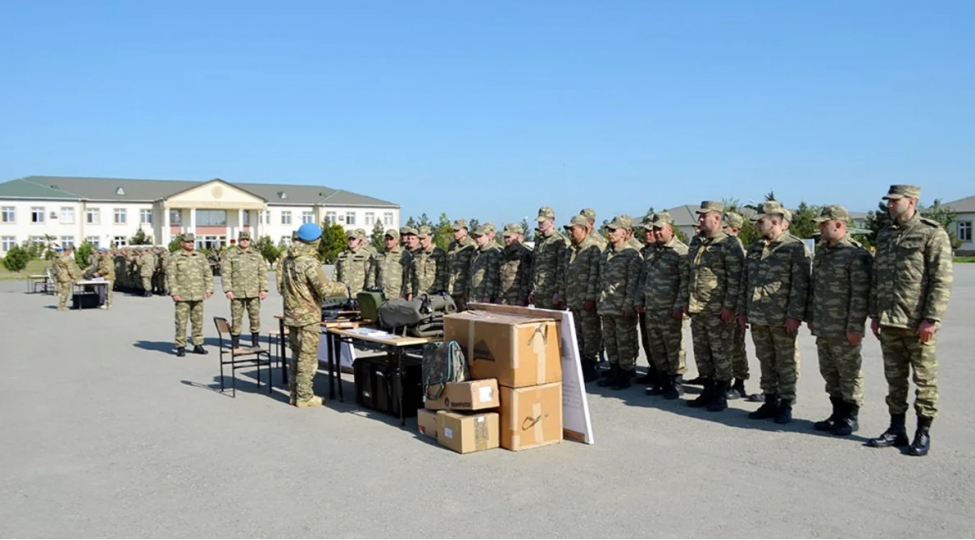 herbi-vezifelilerle-telim-toplanishi-bashlayib