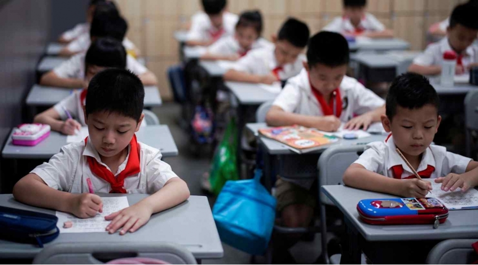 chinde-shagirdlerin-stressini-azaltmaq-uchun-imtahanlarin-sayi-mehdudlashdirildi