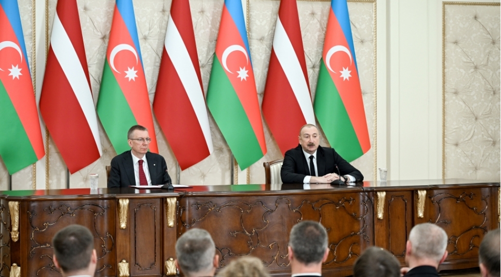 latviya-azerbaycanla-strateji-terefdash-ve-dostdur-tehlil