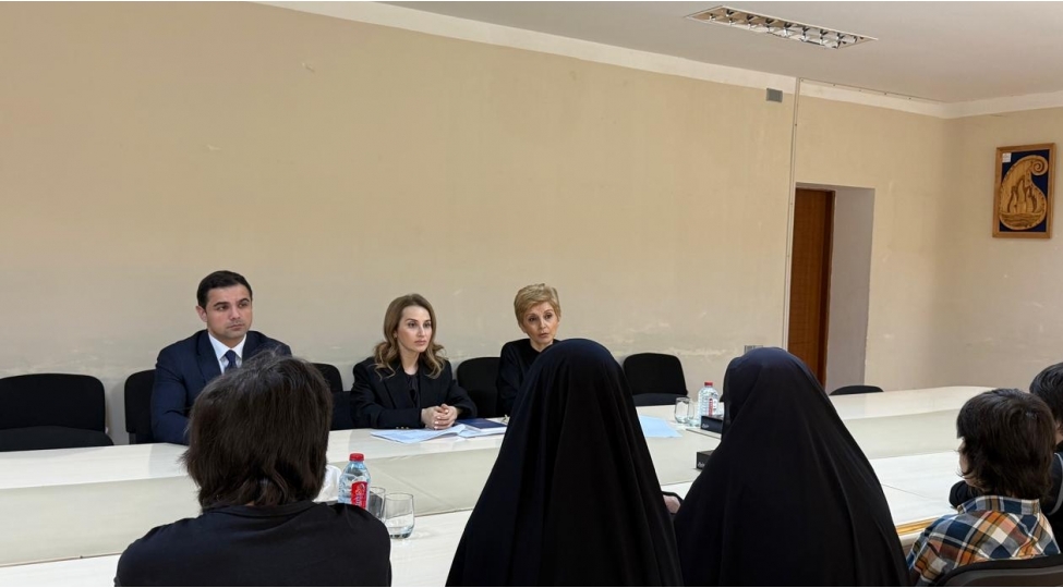 ombudsmanin-numayendeleri-repatriantlarla-gorush-kechirib