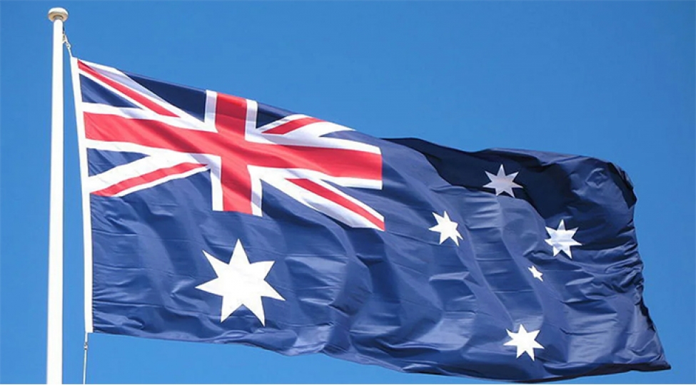 cbc-absh-daiii-charlzin-seferi-erefesinde-sehven-avstraliya-bayraqlari-asilib