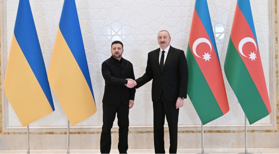 guclu-siyasi-temel-uzerinde-qurulan-terefdashliq