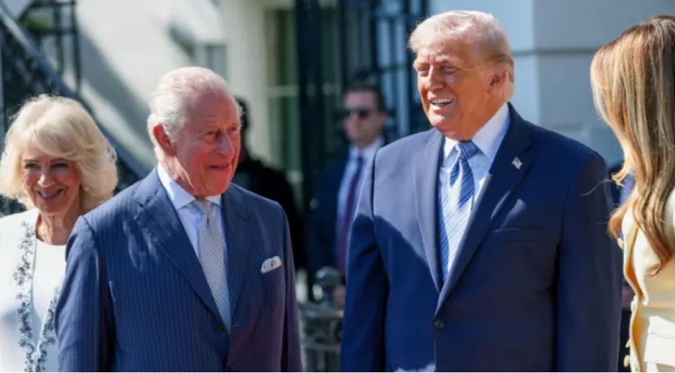 kral-iii-charlz-ag-evde-donald-trampla-gorushub