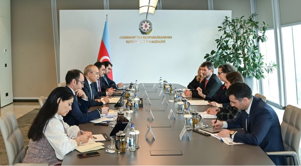 azerbaycan-ebrd-ile-yeni-emekdashliq-perspektivlerini-muzakire-edib