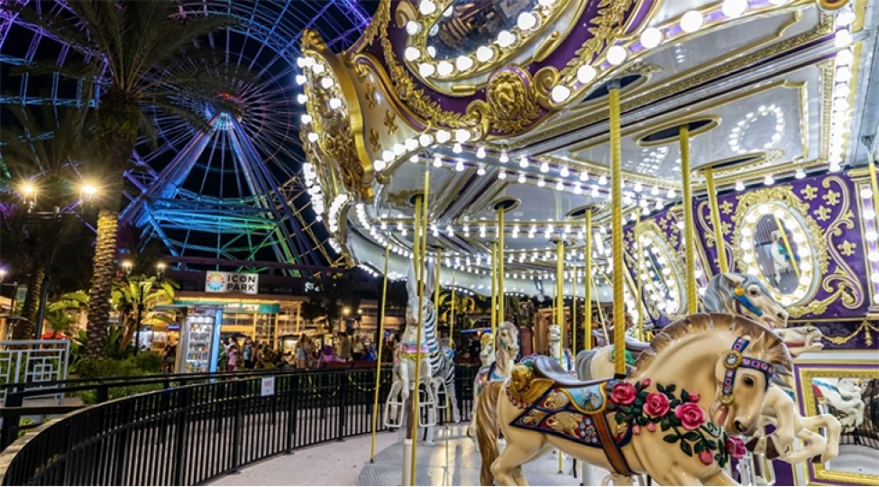 absh-daeylence-parkindaki-igtishashlar-zamani-iki-polis-xesaret-alib