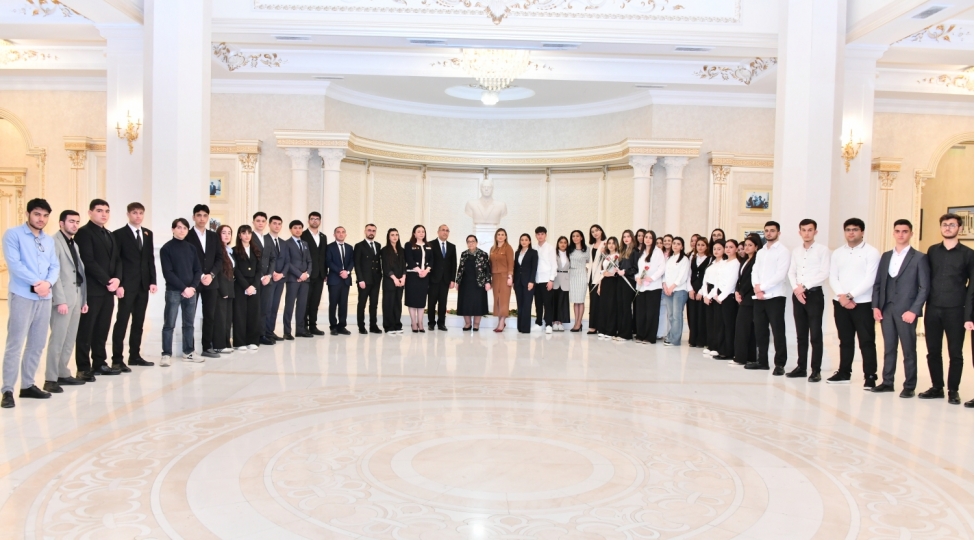 umummilli-liderin-siyasi-irsi-foto