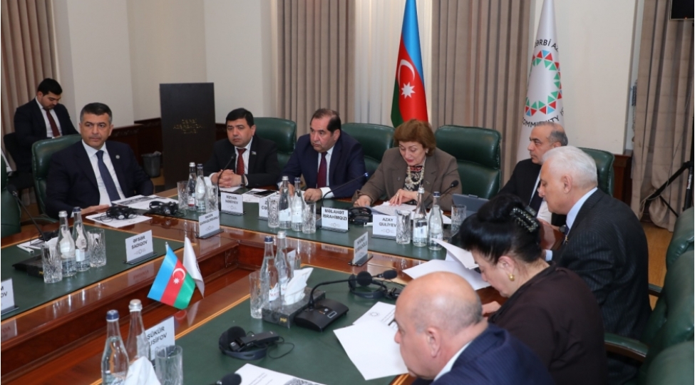 qerbi-azerbaycan-icmasi-davamli-sulh-ve-qachqinlarin-qayidish-huququ-ile-bagli-beynelxalq-konfrans-teshkil-edib