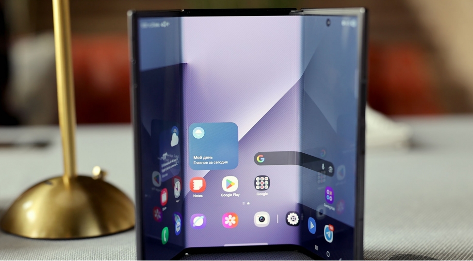 bloomberg-apple-intel-ve-samsung-prosessorlarindan-istifade-edecek