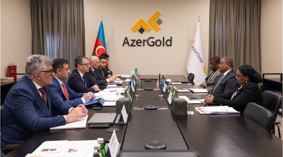 azergold-qsc-de-esvatini-kralliginin-olkemizdeki-sefiri-ile-gorush-kechirilib