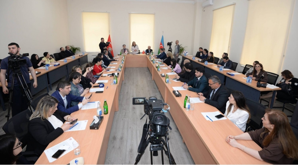 turkiye-azerbaycan-universitetine-infotur-teshkil-edilib-foto