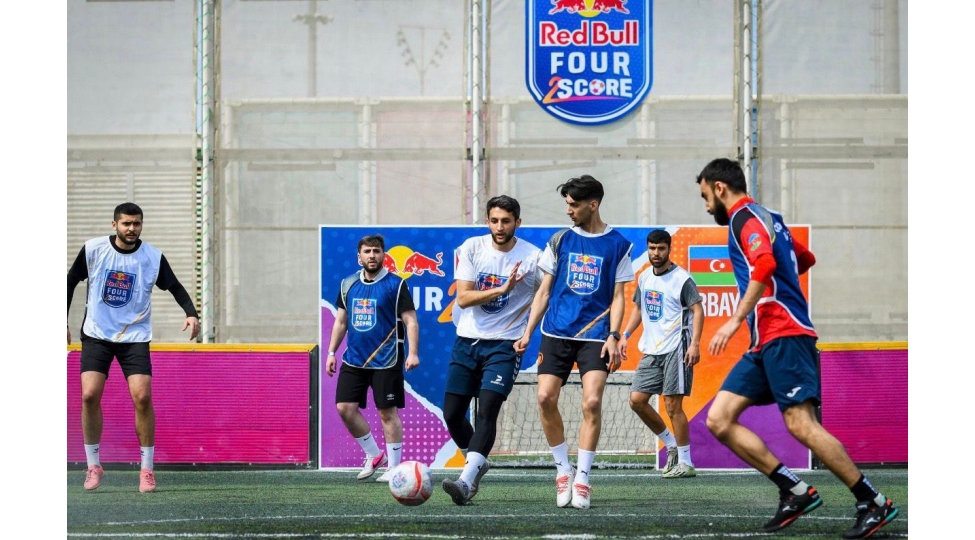 red-bull-four-2-score-milli-finali-azerbaycanin-en-suretli-futbol-gunu-bakida-yashandi