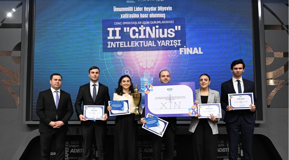 ii-ginius-intellektual-yarishinin-final-merhelesi-kechirilib