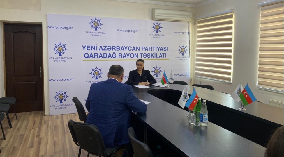 sebine-xasayeva-lokbatan-qesebesinde-sechicilerle-gorush-kechirib