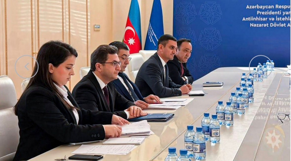 avtoneqliyyat-vasitelerinin-satishi-sahesinde-fealiyyet-gosteren-sahibkarliq-subyektlerinin-numayendeleri-ile-gorush-kechirilib-2