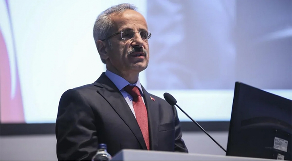 uraloglu-turkiye-azerbaycan-emekdashligi-sulhe-tohfe-veren-guclu-modele-chevrilib