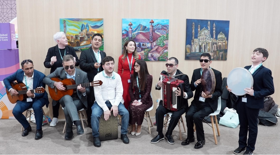 dost-inkluziv-inkishaf-ve-yaradiciliq-merkezinin-istedadlari-wuf13-urban-expo-sergi-mekaninda-konsert-proqrami-ile-chixish-edib