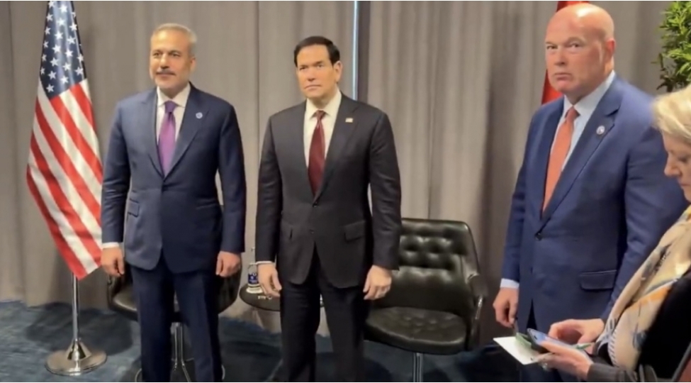 marko-rubio-ve-hakan-fidan-arasinda-gorush-olub