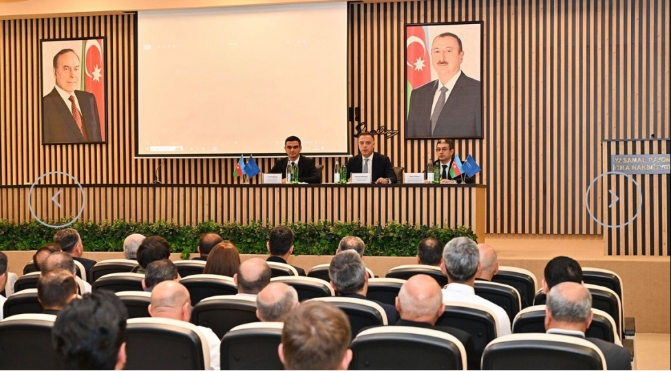 istehlak-bazarinda-fealiyyet-gosteren-sahibkarliq-subyektleri-ile-maariflendirici-gorush-kechirilib-2