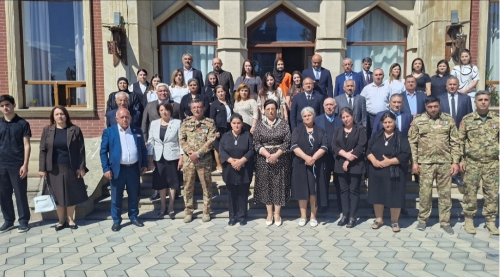 yap-berde-rayon-teshkilati-shehersalma-ve-memarliq-ili-cherchivesinde-28-may-dovlet-musteqilliyi-gunu-munasibetile-tedbir-kechirib