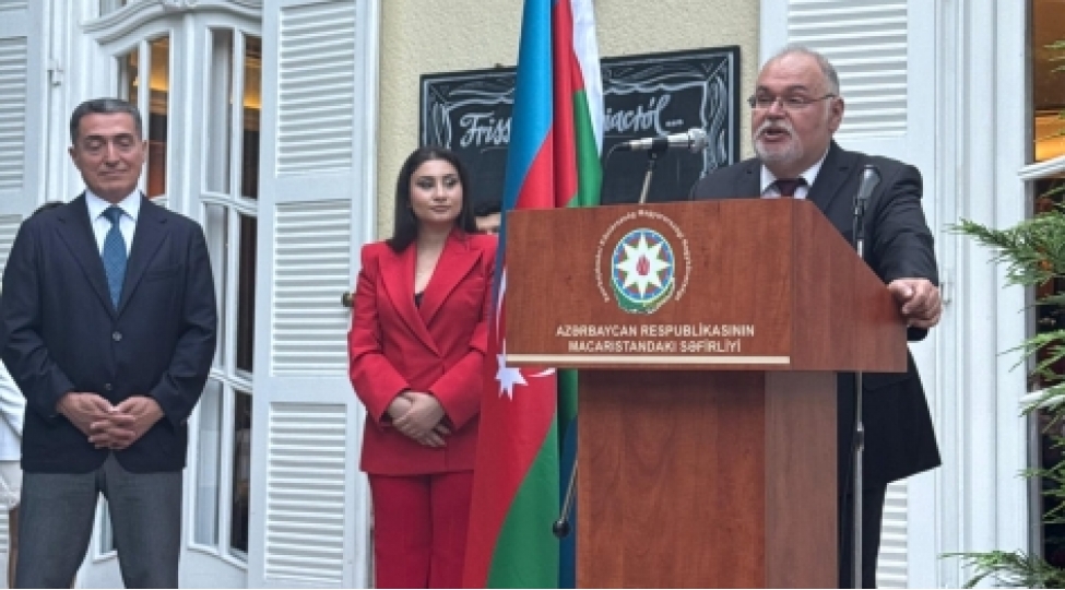 budapeshtde-28-may-musteqillik-gunu-munasibetile-resmi-ziyafet-teshkil-olunub