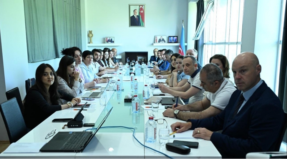 qazaxda-media-uzre-mesul-shexsleri-uchun-telim-kechirilib