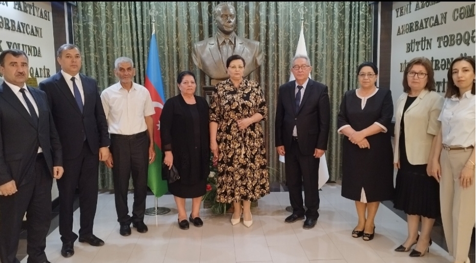yap-berde-rayon-teshkilati-partiya-veteranlari-ile-gorush-kechirib-3