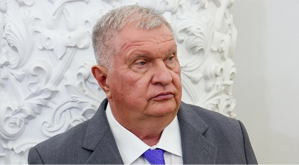 iqor-sechin-hormuzun-bloklanmasi-irana-qarshi-yonelib-lakin-butun-dunyanin-eleyhine-ishledi