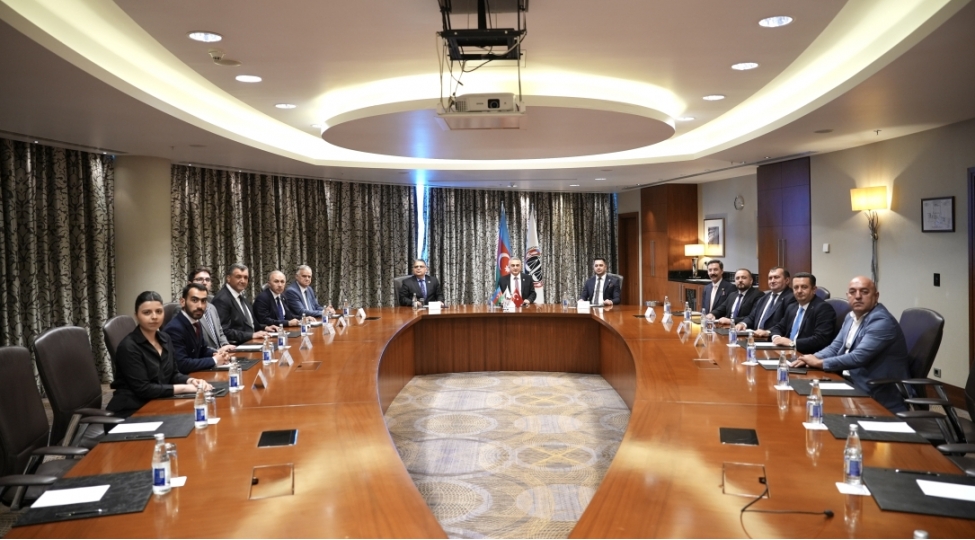 turkiyenin-qars-barosu-ve-eskishehir-barosunun-numayende-heyetleri-azerbaycanda-seferdedir