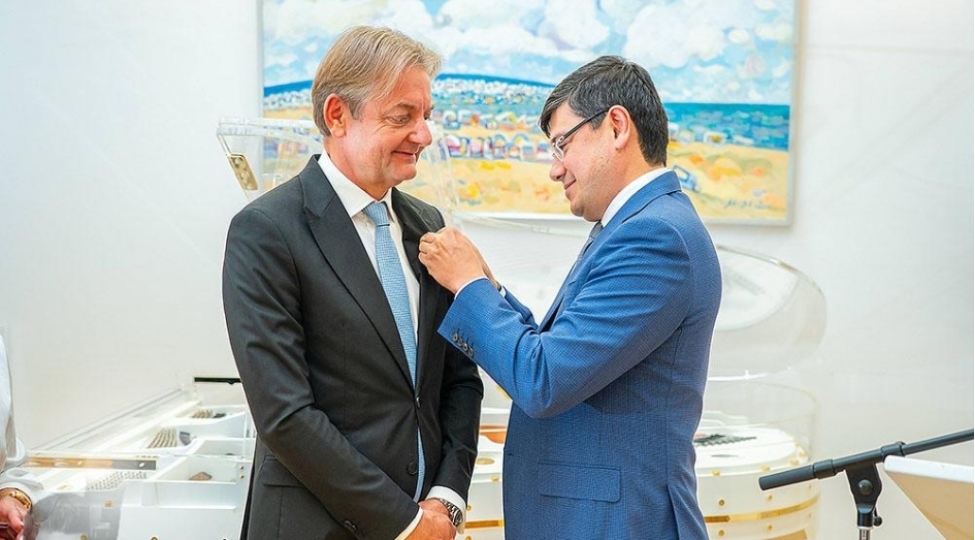 avstriya-azerbaycan-ticaret-palatasinin-prezidenti-teltif-olunub
