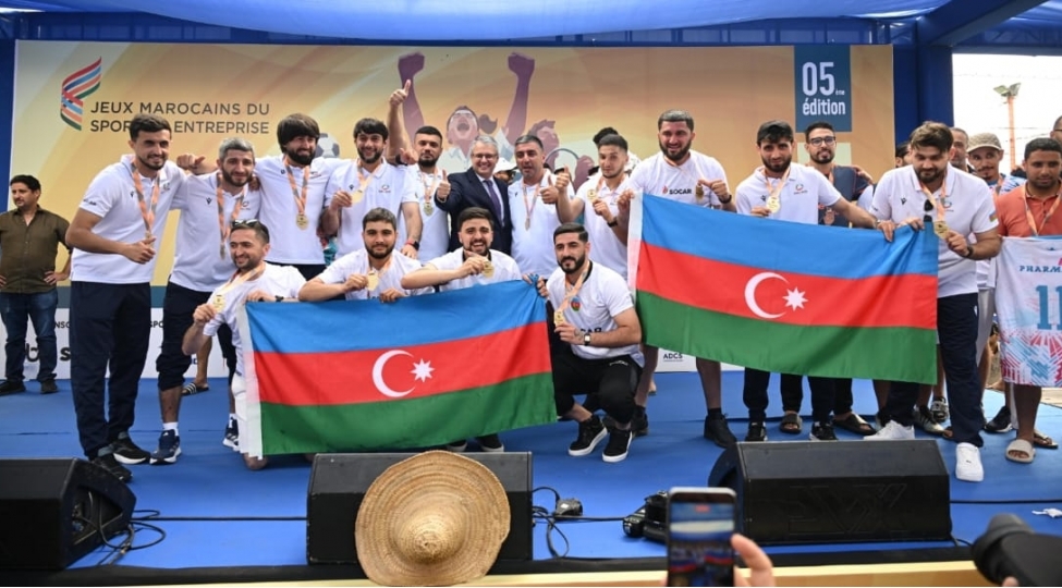 socar-in-minifutbol-komandasi-tarixi-ugura-imza-atib