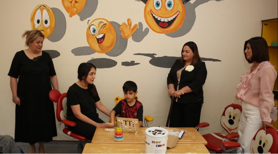 ushaq-reabilitasiya-merkezine-infotur-teshkil-edilib