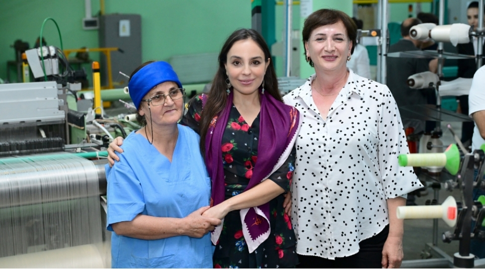 Leyla Əliyeva “Azəripək” ASC-nin fəaliyyəti ilə yaxından tanış olub
