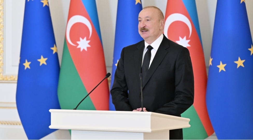 prezident-ilham-eliyev-bu-gun-her-bir-istiqametde-azerbaycanin-erazisinden-kechen-yuk-hecmi-artir