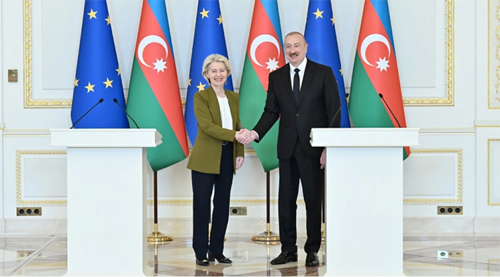 fon-der-lyayen-ilham-eliyeve-siz-sulhun-berqerar-edilmesi-uchun-oz-shexsi-liderliyinizi-gosterdiniz