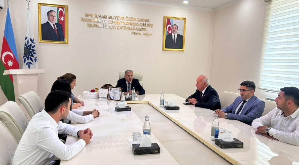 yap-kurdemir-rayon-teshkilatinda-shehid-anasi-simuzer-bagiyevanin-55-illik-yubileyi-munasibetile-gorush-kechirilib