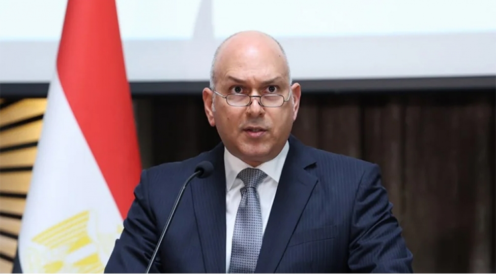 qahire-ve-baki-arasinda-muntezem-birbasha-aviareysler-achila-biler