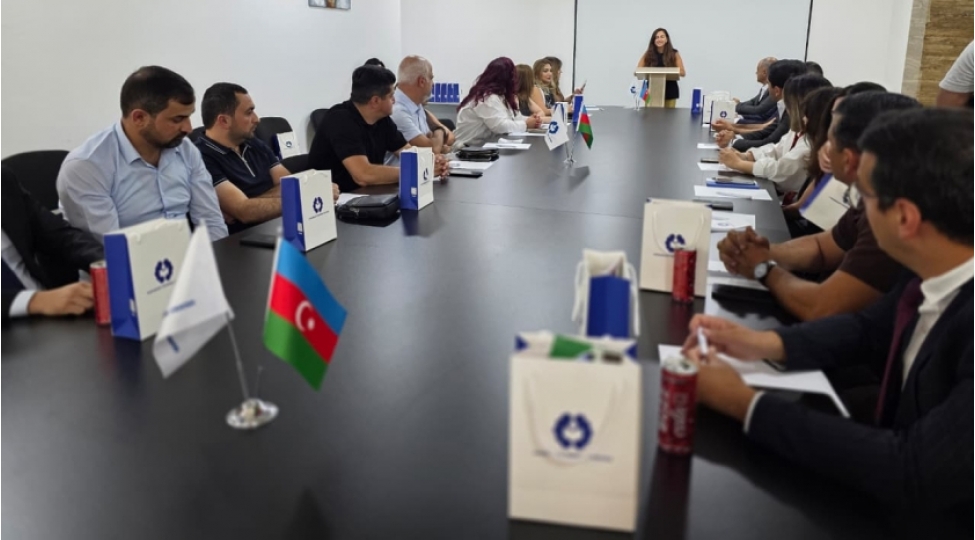 xankendide-qarabagda-sahibkarligin-inkishafi-muzakire-olunub-yerli-sahibkarlarin-mehsullarindan-ibaret-sergi-teshkil-edilib